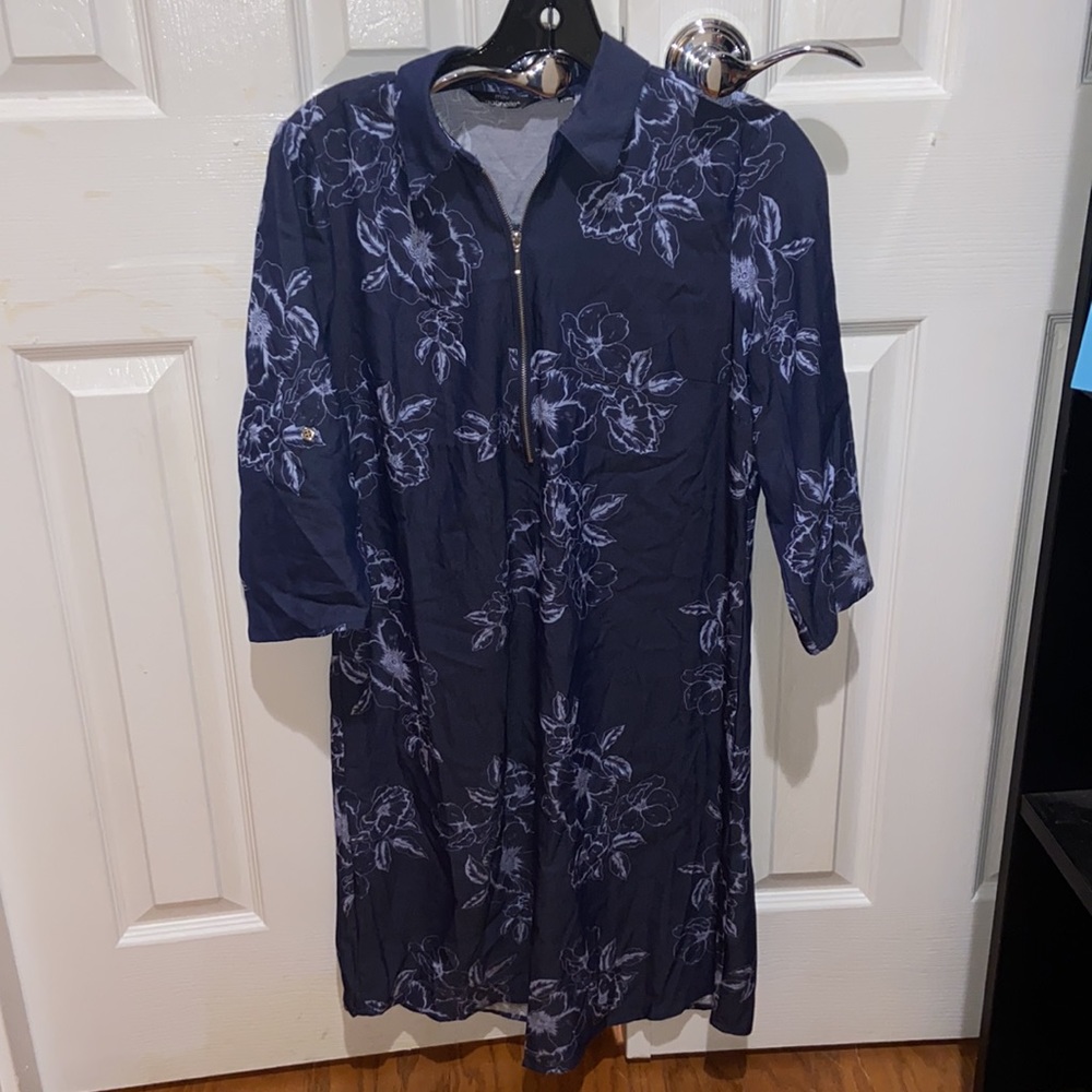 Mlle Gabrielle Women’s Floral Navy Blue and White Half-Zip Long-Sleeve Dress S